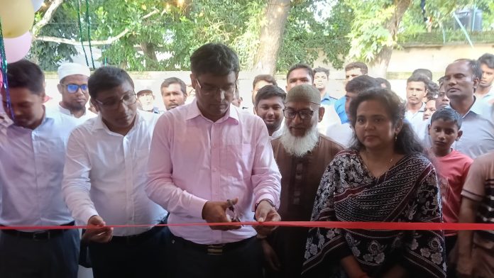 পঞ্চগড়ের হাড়িভাসা ইউনিয়নে ভূমিসেবা সহায়তা কেন্দ্রের শুভ উদ্বোধন