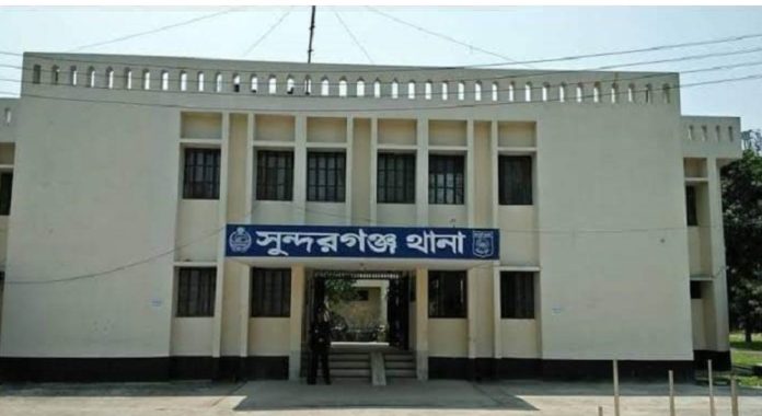 গাইবান্ধায় স্বামীর হাতে স্ত্রী হত্যা, মরদেহ উদ্ধার করল পুলিশ