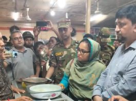 তারাগঞ্জে যৌথ বাহিনী ও ভোক্তা অধিকারের অভিযানে ৫ প্রতিষ্ঠানকে জরিমানা