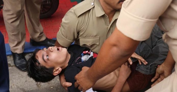 বেঙ্গালুরুর শিরোপা উদযাপনে নিহত ১১, পেটানোর অভিযোগ আহত ভক্তের