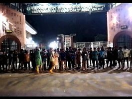 মিডফোর্ডে ব্যবসায়ী হত্যার প্রতিবাদে হাবিপ্রবিতে বিক্ষোভ