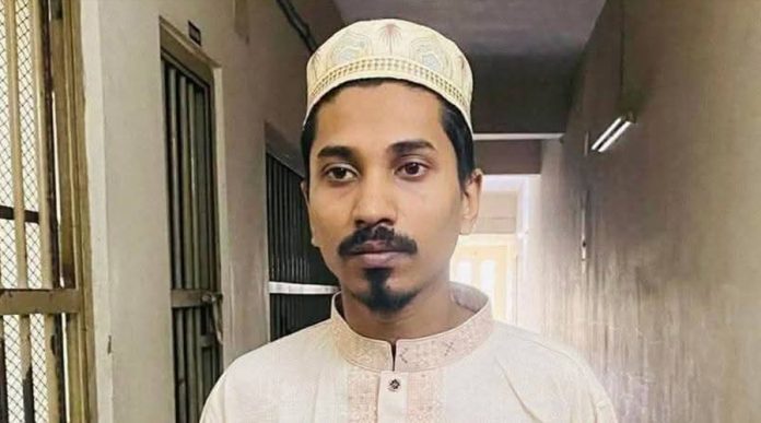 রাজধানীর ডেমরা থেকে ফেনীর ছাত্রলীগ নেতা রবিন গ্রেফতার