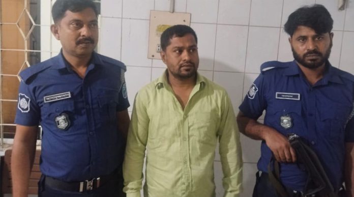 সাভার থানা যুবলীগ নেতা মুরগি হেলাল গ্রেফতার