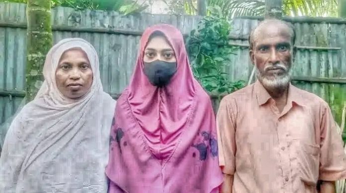 অভাবকে জয় করে জিপিএ-৫ : টিউশনি করে স্বপ্ন বাঁচালো কুড়িগ্রামের পাখি