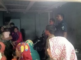 ঘোড়াঘাটে গৃহবধূর ঝুলন্ত লাশ উদ্ধার, পারিবারিক কলহের জেরে আত্মহত্যার অভিযোগ