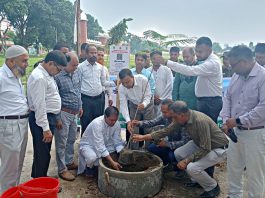 জুলাই-আগস্ট গণঅভ্যুত্থানে শহীদদের স্মরণে দিনাজপুরে ‘এক শহীদ, এক বৃক্ষ’ শীর্ষক বৃক্ষরোপণ কর্মসূচি