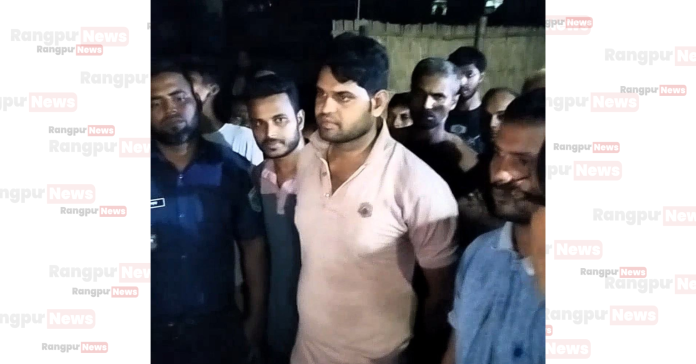 পঞ্চগড়ে চাঁদা দাবির অভিযোগে পুলিশ কনস্টেবলসহ ভুয়া পুলিশ সদস্য আটক